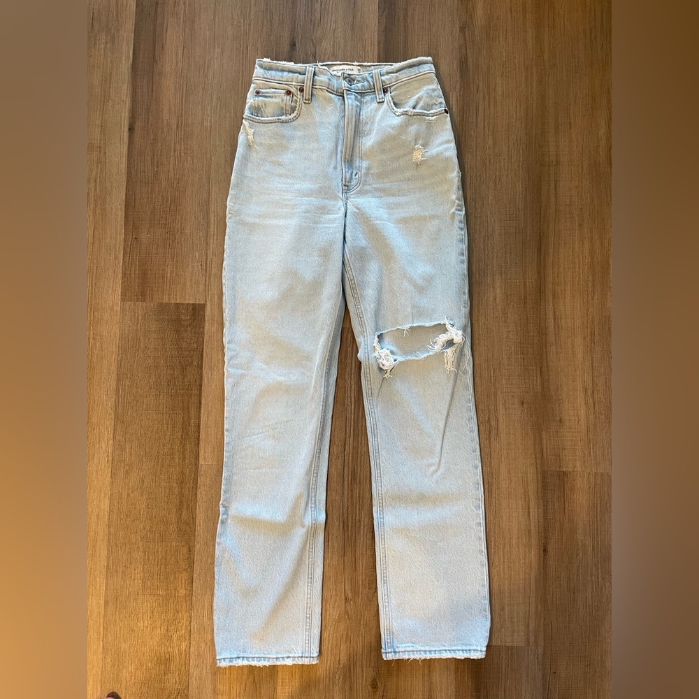 Abercrombie & Fitch 90s Straight Ultra High Rise Curve Love